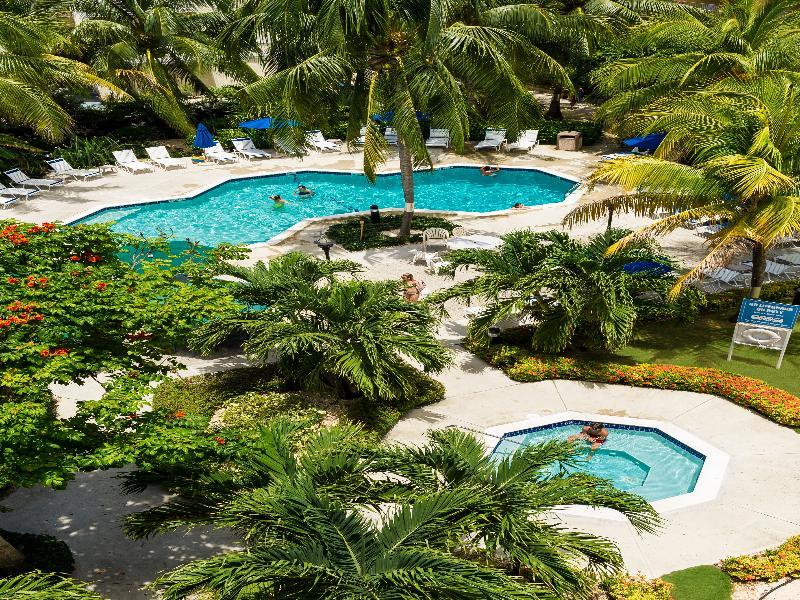 Hampton By Hilton Grand Cayman Seven Mile Beach จอร์จทาวน์ ภายนอก รูปภาพ
